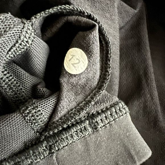 Lululemon Tank Sports Bra Top 12 - Picture 5 of 5